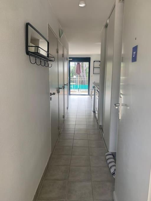 Les Appartements De La Marina Sanary-sur-Mer Kültér fotó