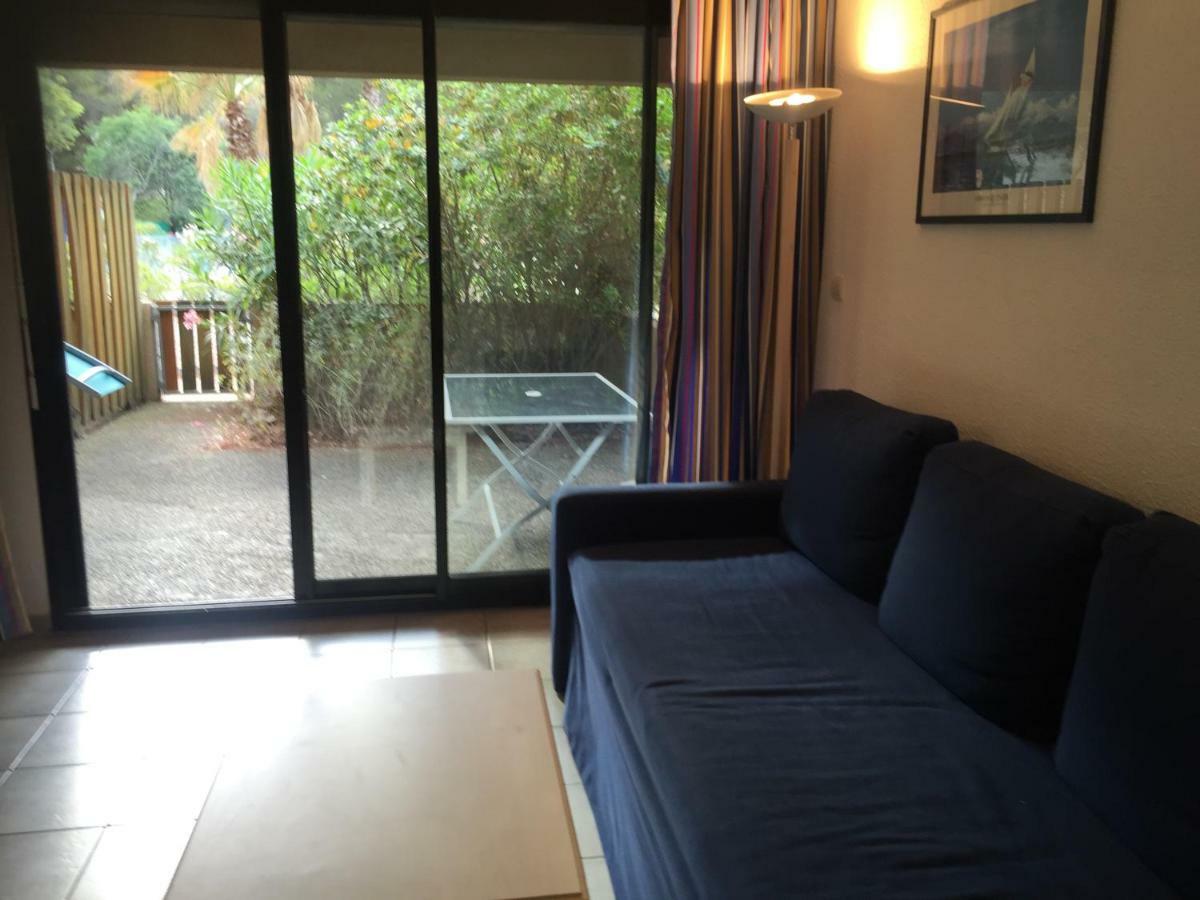 Les Appartements De La Marina Sanary-sur-Mer Kültér fotó