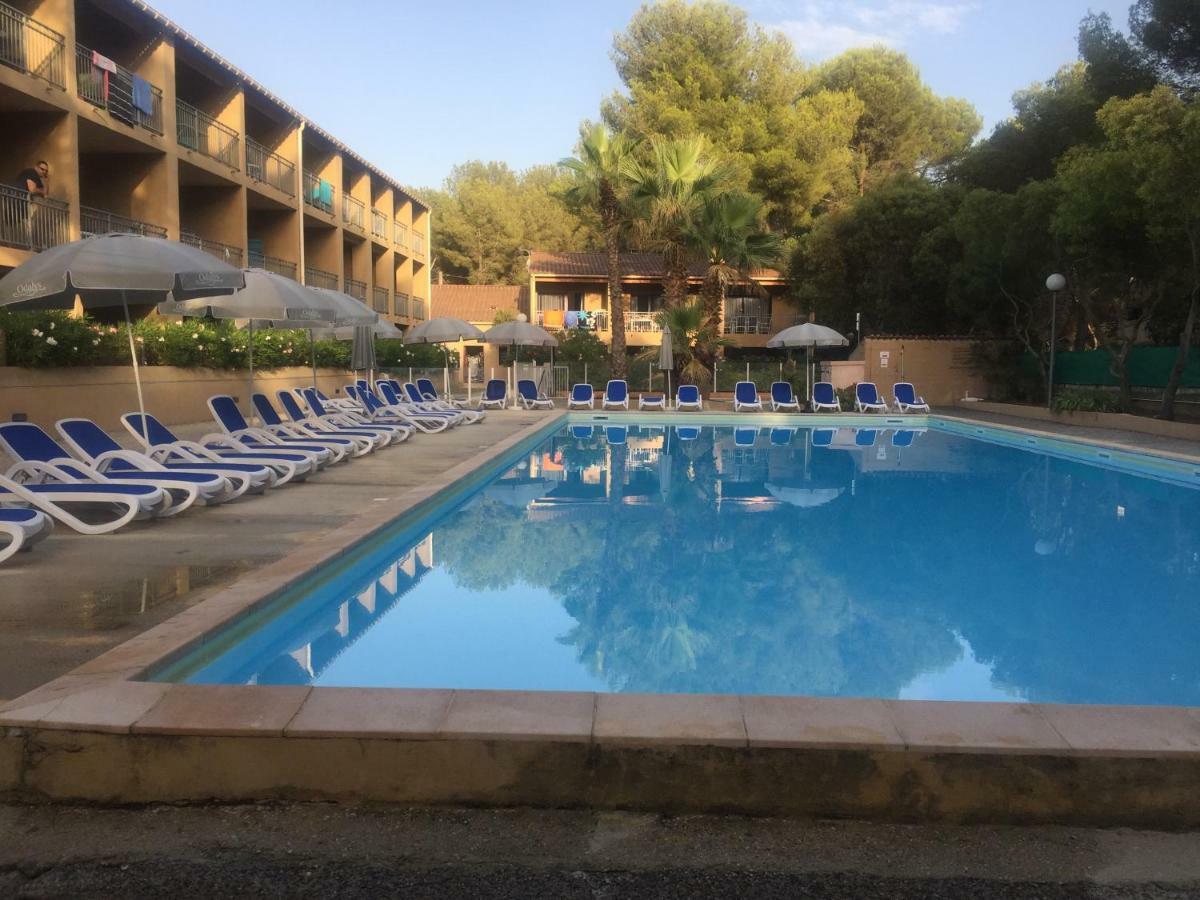 Les Appartements De La Marina Sanary-sur-Mer Kültér fotó